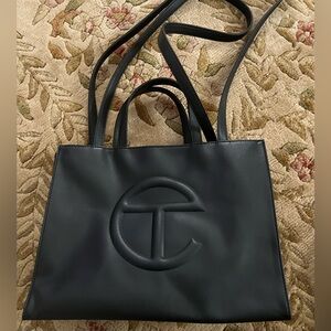 Telfar Bag (medium)